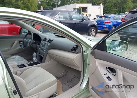 2009 Toyota Camry Hybrid z USA, uszkodzony, nr VIN 4T1BB46K99U074439